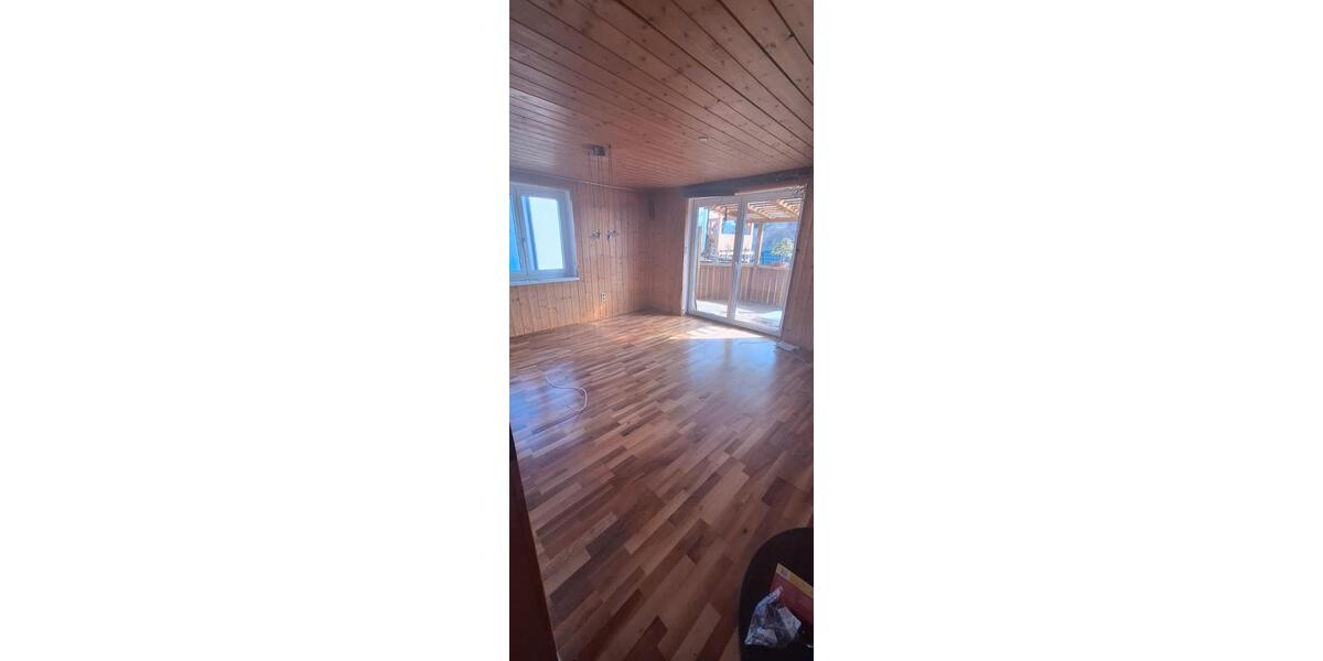 Erdgeschoßwohnung Weitramsdorf - 3 Zimmer, 72 m&sup2;, 109.000&euro; | Angebot:26681173
