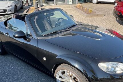 Mazda MX-5 128.000 km 11.990 &euro; Leer 26789