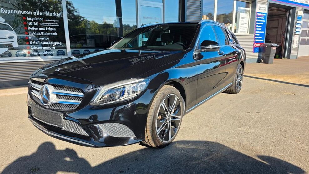 Mercedes-Benz C 300 59.994 km 29.000 € Stadtsteinach 95346