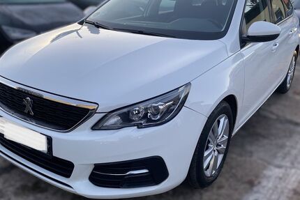 Peugeot 308 103.503 km 6.490 &euro; Berlin 12347