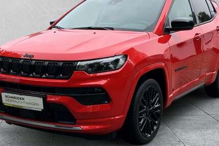 Jeep Compass 45.371 km 23.590 &euro; Chemnitz-Röhrsdorf 09247