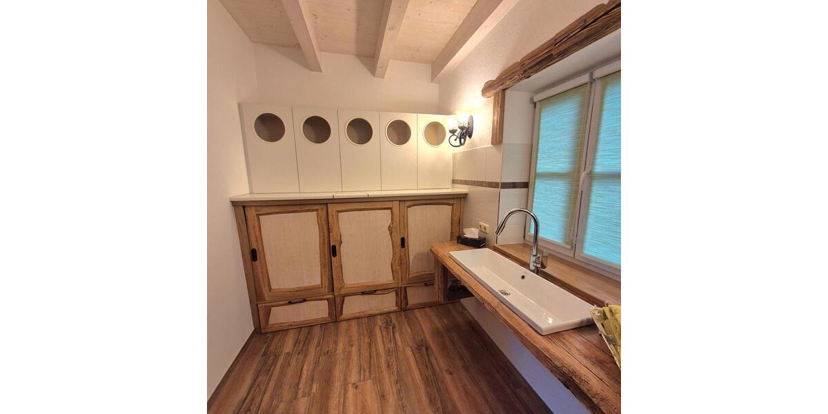 Einfamilienhaus Neuching - 11 Zimmer, 402 m&sup2;, 2.150.000&euro; | Angebot:26890323