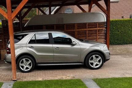 Mercedes-Benz ML 500 168.000 km 11.999 &euro; Torgelow 17358