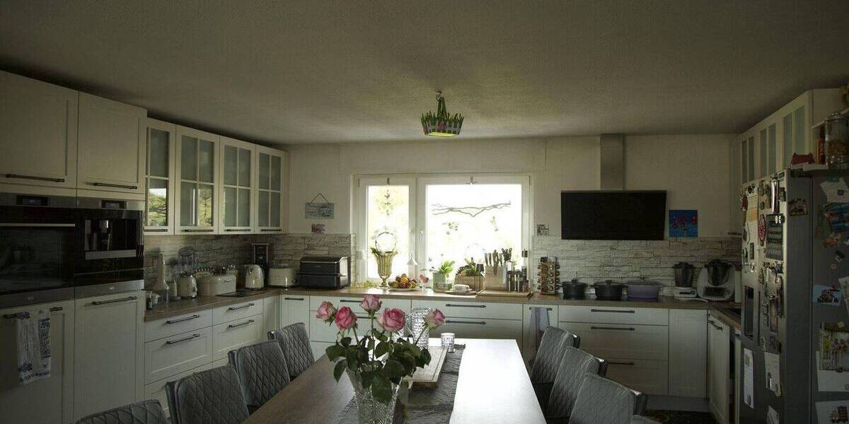 Reihenmittelhaus Karben Klein-Karben - 9 Zimmer, 252 m&sup2;, 990.000&euro; | Angebot:26871153