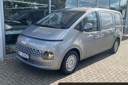 Hyundai STARIA 3.700 km 32.487 &euro; Rostock 18146