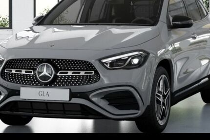Mercedes-Benz GLA 250 9.900 km 49.990 € Hamburg 22047