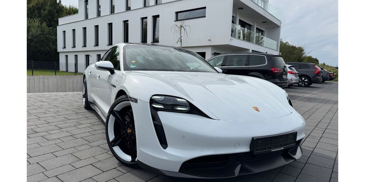 Porsche Taycan 79.000 km 86.990 € Köln 51105