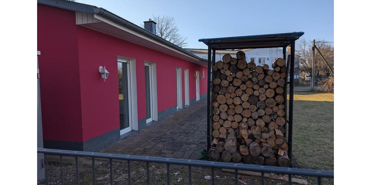 Bungalow Rathenow - 3 Zimmer, 117 m&sup2;, 1.200&euro; | Angebot:24736992