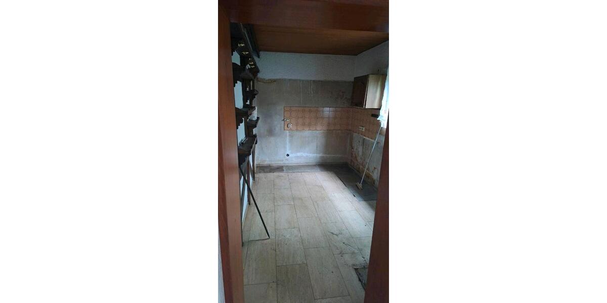 Bungalow Schiffweiler - 3 Zimmer, 120 m&sup2;, 200.000&euro; | Angebot:26412759