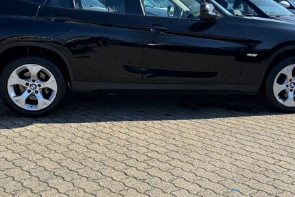 BMW X1 207.456 km 4.799 &euro; Hanau 63452