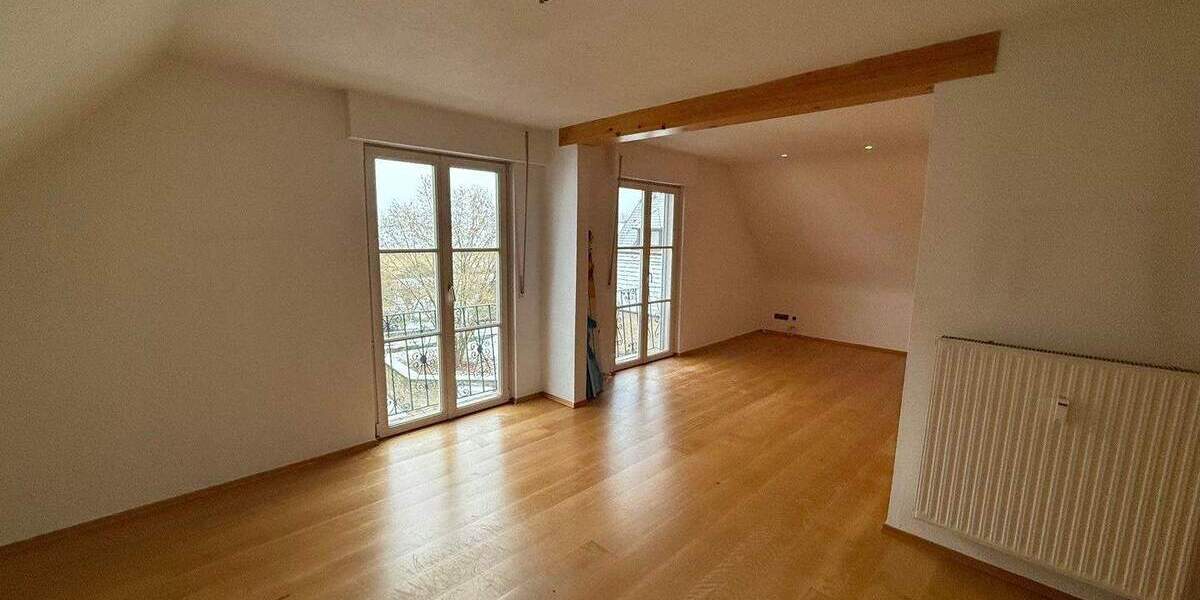 Etagenwohnung Volkach Escherndorf - 4 Zimmer, 110 m&sup2;, 195.000&euro; | Angebot:24594962