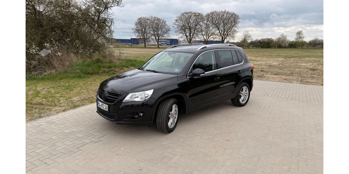 VW Tiguan 143.000 km 9.500 &euro; Lübeck 23560