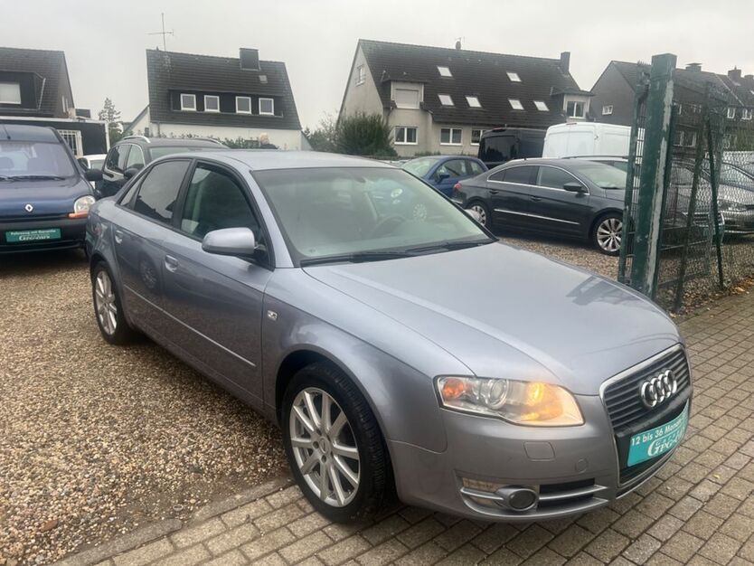 Audi A4 185.000 km 1.999 € Essen 45147