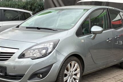 Opel Meriva 81.000 km 3.600 &euro; Mühlheim am main 63165