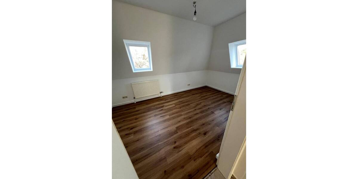 Etagenwohnung Falkensee - 3 Zimmer, 90 m&sup2;, 1.550&euro; | Angebot:25428195