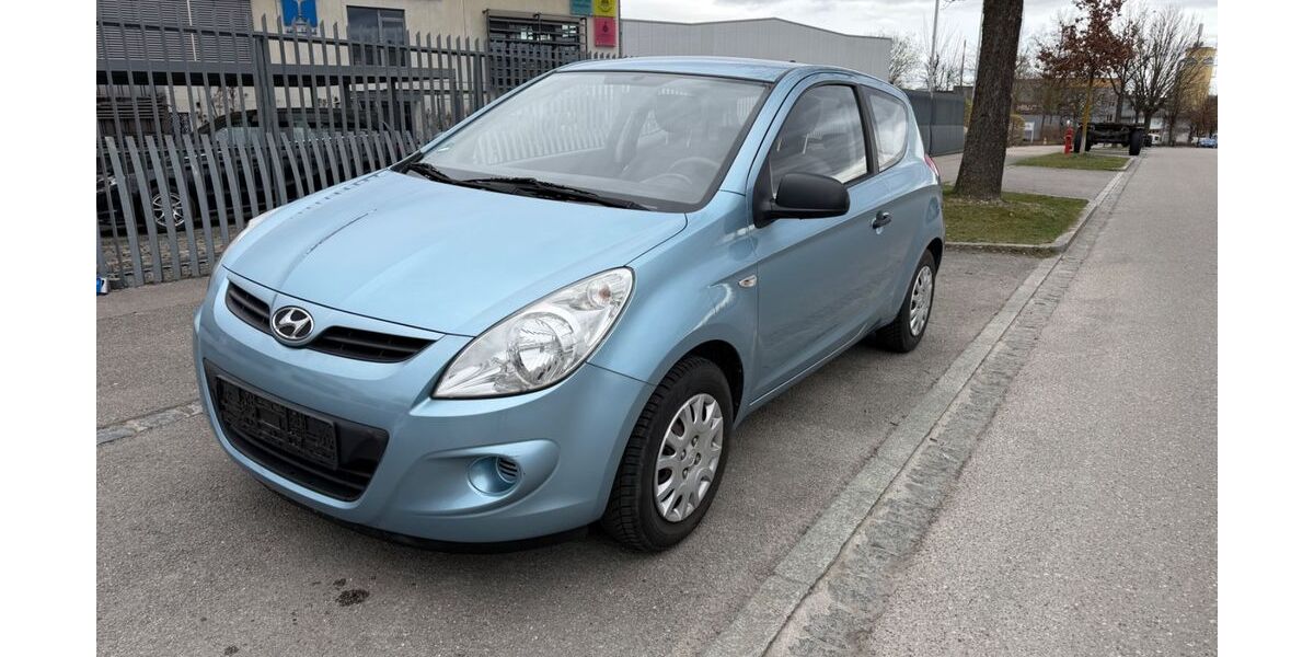 Hyundai i20 79.910 km 3.690 &euro; Augsburg 86163