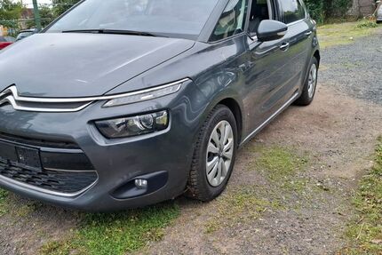 Citroen C4 Picasso 167.537 km 7.900 € Borna 04552