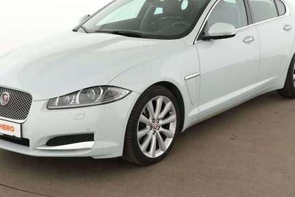 Jaguar XF 58.668 km 16.710 &euro; Köln 50739