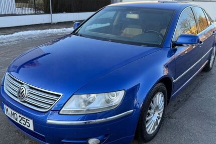 VW Phaeton 315.000 km 4.900 &euro; München 81829
