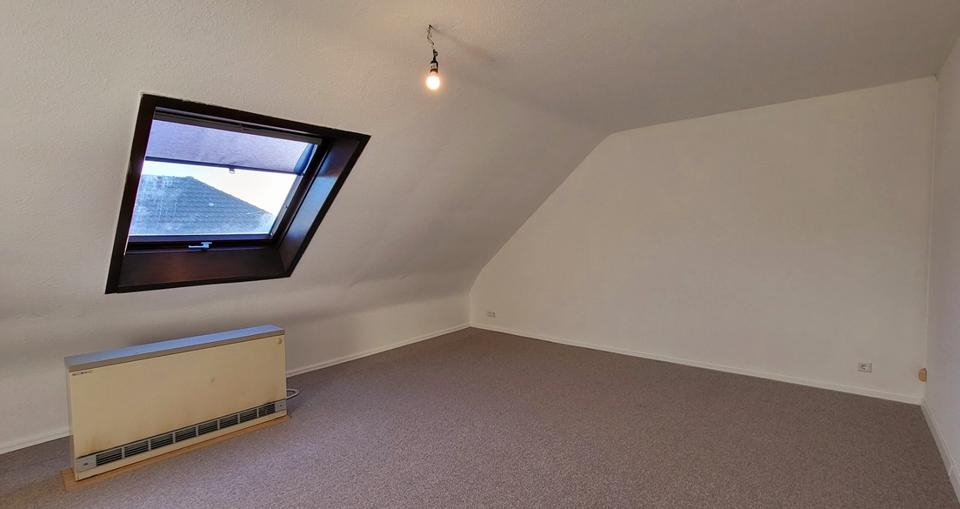 Dachgeschoßwohnung Eggenstein-Leopoldshafen Leopoldshafen - 3 Zimmer, 56 m&sup2;, 190.000&euro; | Angebot:25611741