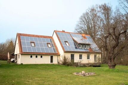 Haus Rinteln - 7 Zimmer, 230 m&sup2;, 690.000&euro; | Angebot:26098875