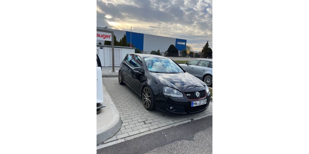 VW Golf 145.000 km 7.500 &euro; Woringen 87789