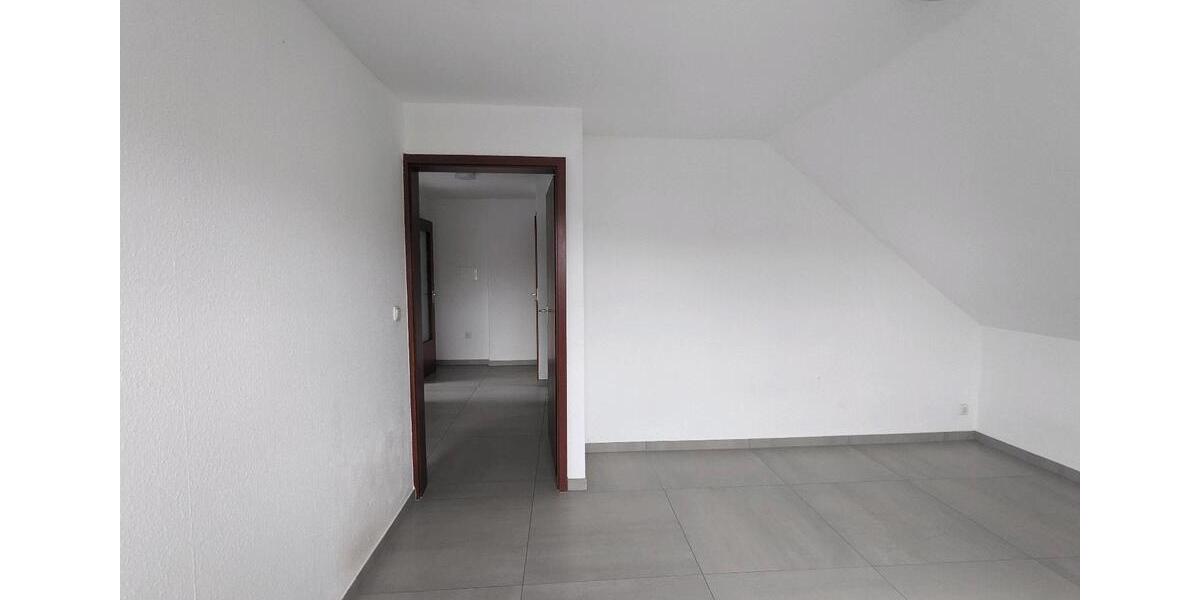 Dachgeschoßwohnung Wilnsdorf - 2 Zimmer, 55 m&sup2;, 420&euro; | Angebot:26339129