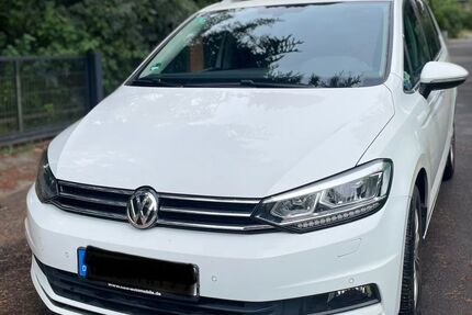 VW Touran 148.000 km 16.300 &euro; Glienicke/Nordbahn 16548