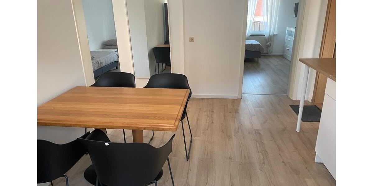 MehrfamilienhausNebengelassGarangenkomplex Süplingen zimmer