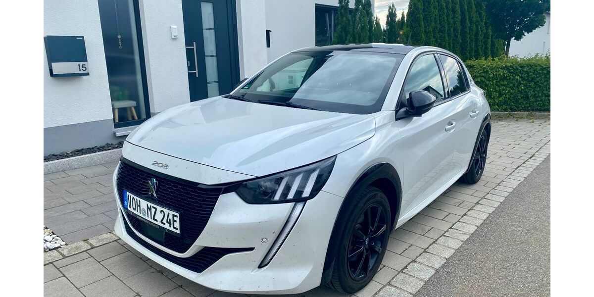Peugeot e-208 79.750 km 14.900 &euro; Vohenstrauß 92648