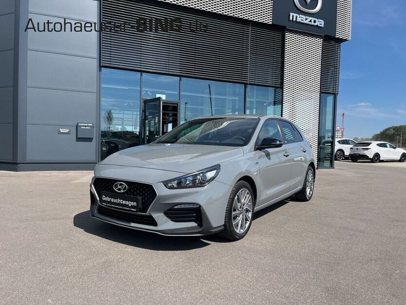 i30