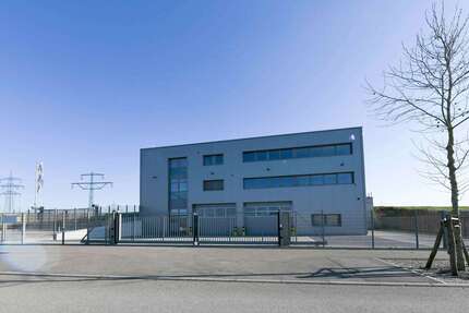 Halle in Besigheim 5.885 € 496 m²