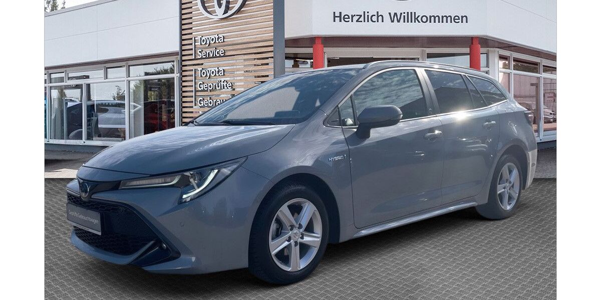 Toyota Corolla 30.807 km 22.740 &euro; Stendal 39576