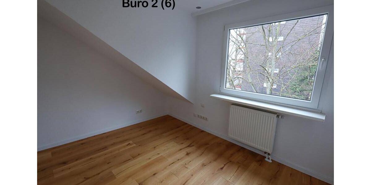 Dachgeschoßwohnung Essen Stadtbezirk IV - 5 Zimmer, 125 m&sup2;, 1.480&euro; | Angebot:24695130