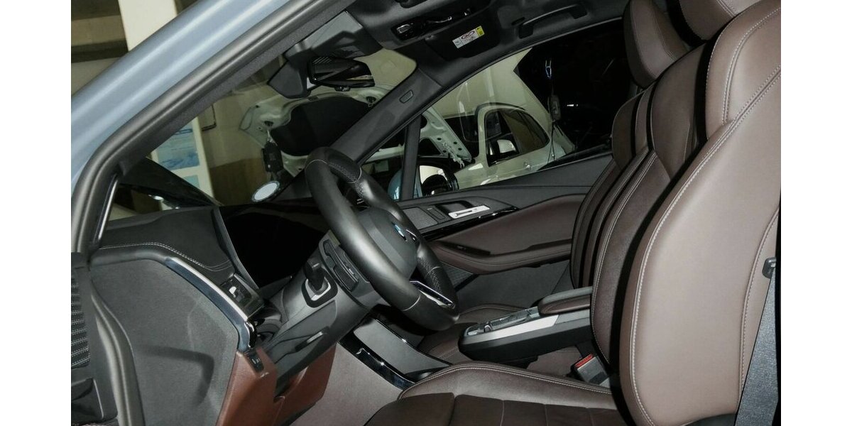 BMW 218 Active Tourer i MSport Echtleder NP:55.810 23.400 km 28.990 &euro; Landshut 84030
