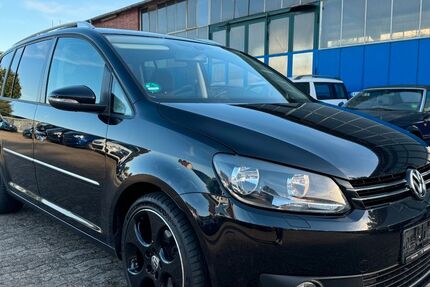 VW Touran 184.000 km 5.990 € Bad Fallingbostel (OT Dorfmark) 29683