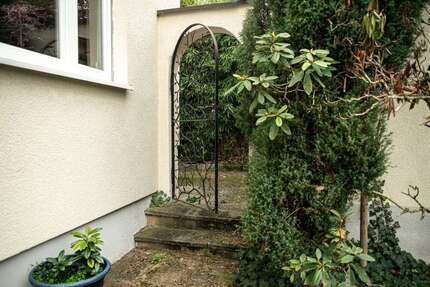 Haus Schwetzingen - 9 Zimmer, 233 m&sup2;, 1.395.000&euro; | Angebot:23554418