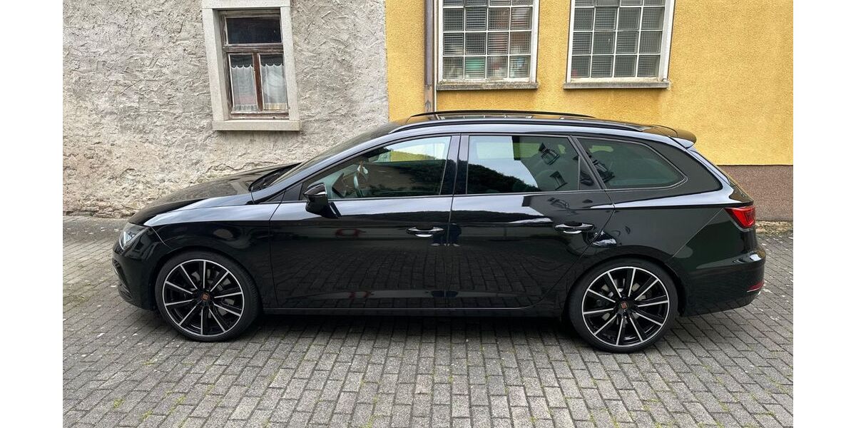 Seat Leon 58.000 km 24.999 &euro; Oberpleichfeld 97241
