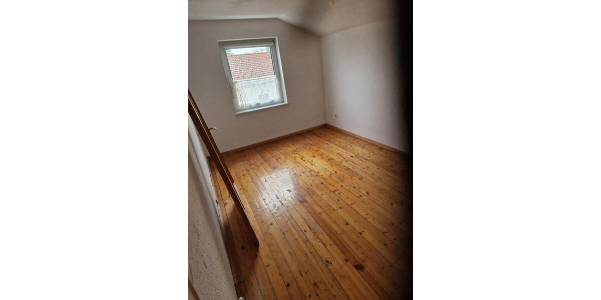 Dachgeschoßwohnung Triftern - 2 Zimmer, 48 m&sup2;, 380&euro; | Angebot:26398497
