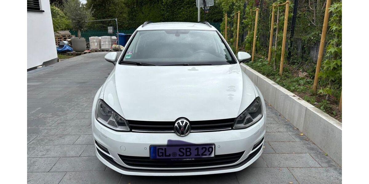 VW Golf 97.342 km 11.900 &euro; Bergisch Gladbach 51427