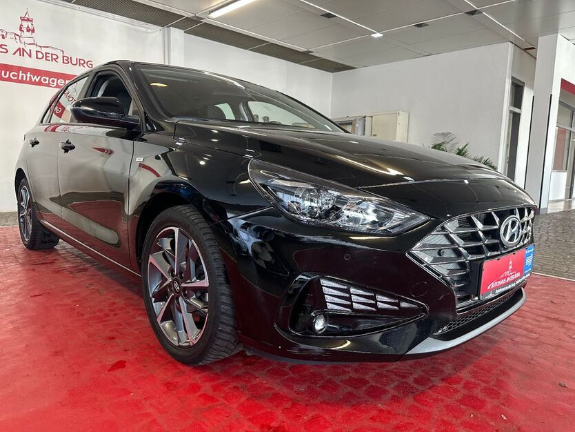 Hyundai i30 58.385 km 17.999 € Friedberg (Hessen) 61169