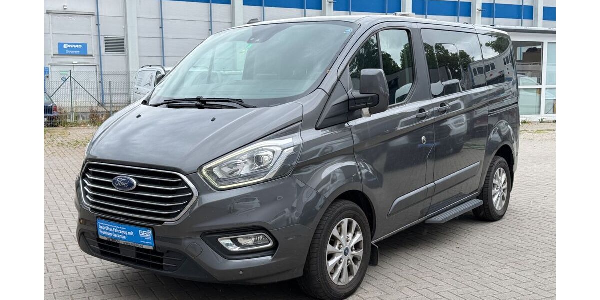 Ford Tourneo Custom 141.000 km 22.900 &euro; Mannheim Neckarau 68199