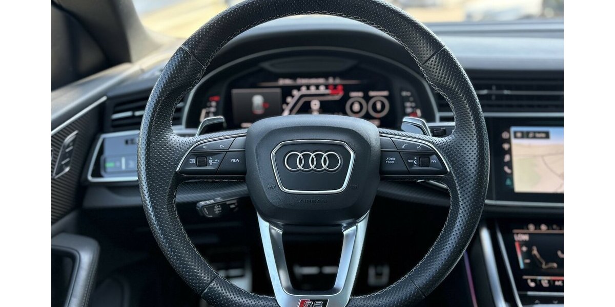 Audi RSQ8 4.0 TFSI quattro 360°/PANO/MEMORY/1.HAND 43.321 km 99.900 &euro; Villingen-Schwenningen 78054
