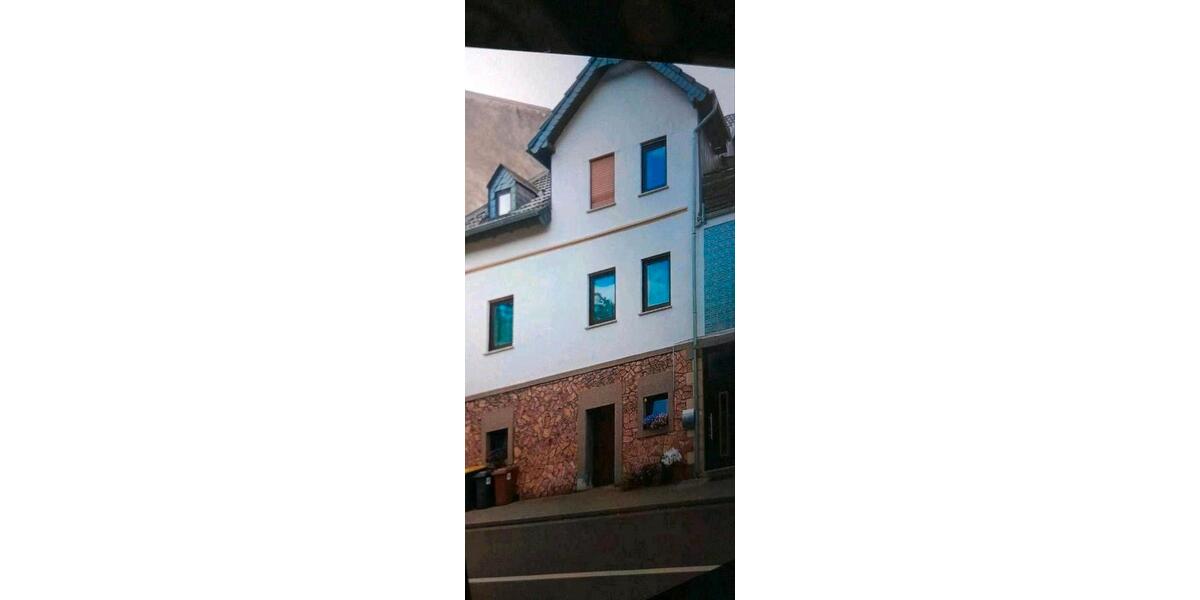 Einfamilienhaus Kirn - 7 Zimmer, 130 m&sup2;, 210.000&euro; | Angebot:26397558
