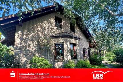 Haus Laage - 4.5 Zimmer, 135 m&sup2;, 450.000&euro; | Angebot:25198852