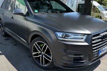 Audi Q7 155.000 km 29.999 &euro; Wiesbaden 65199