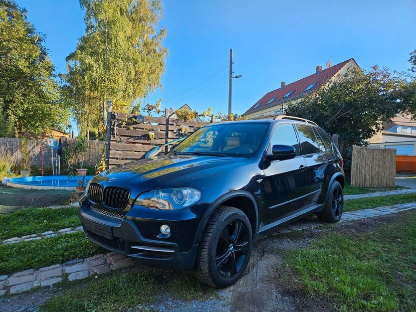 BMW X5 233.714 km 8.900 € Dresden 01324