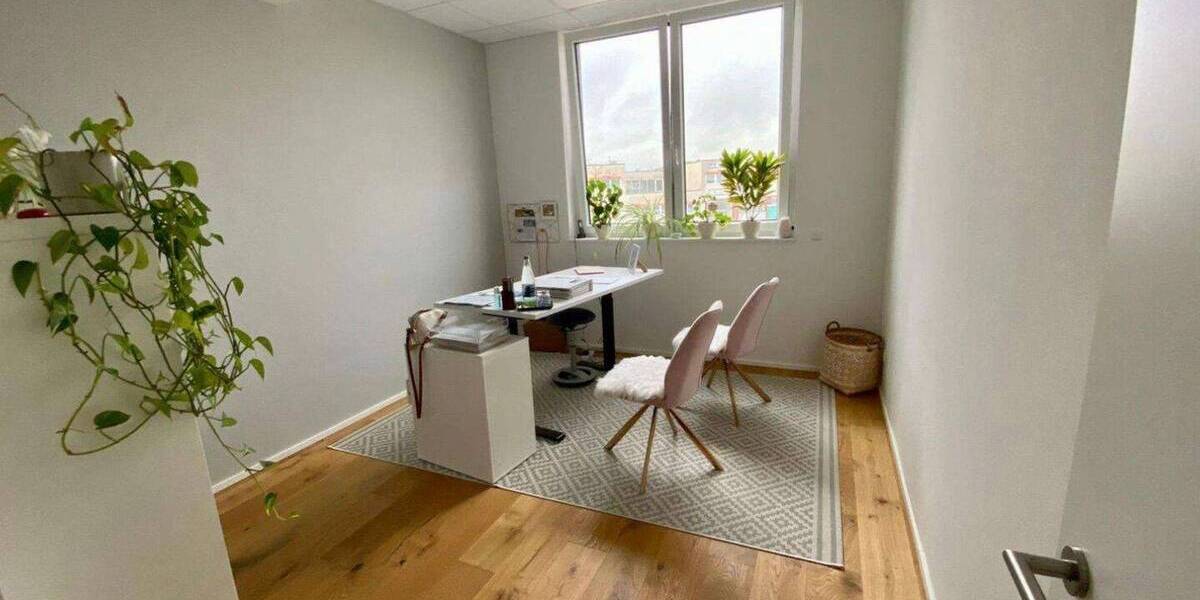 Gewerbeobjekt Bretten - 3 Zimmer, 73 m&sup2;, 330.000&euro; | Angebot:26450552