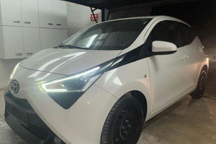 Toyota Aygo (X) 109.281 km 9.997 &euro; München 80686