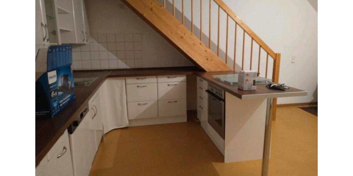 Dachgeschoßwohnung Regensburg Konradsiedlung - 2.5 Zimmer, 85 m&sup2;, 1.300&euro; | Angebot:24766170